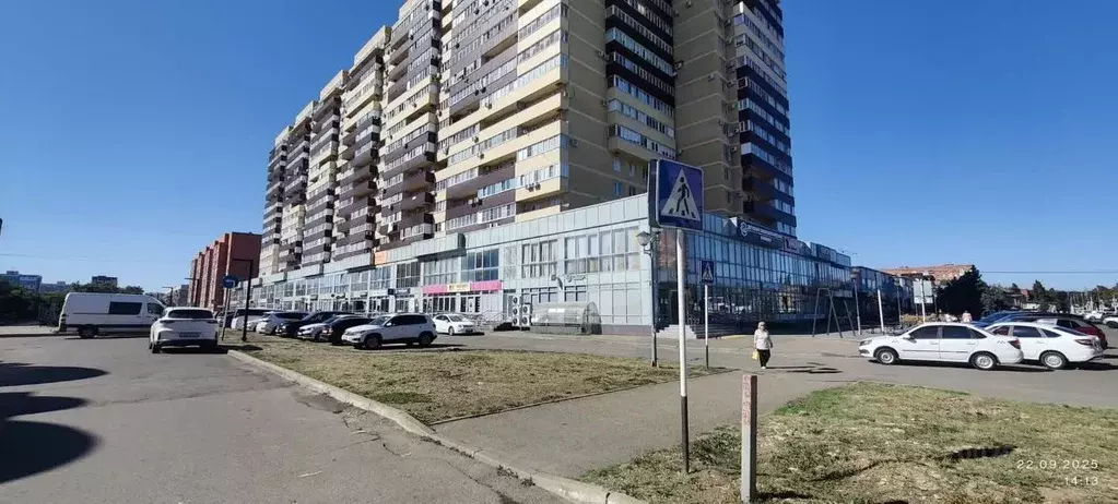 Помещение свободного назначения в Адыгея, Майкоп ул. Чкалова, 65 (22 ... - Фото 1