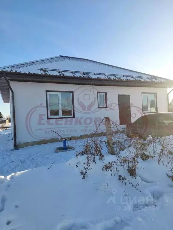 Дом в Курганская область, Кетовский муниципальный округ, д. Лукино  ... - Фото 1