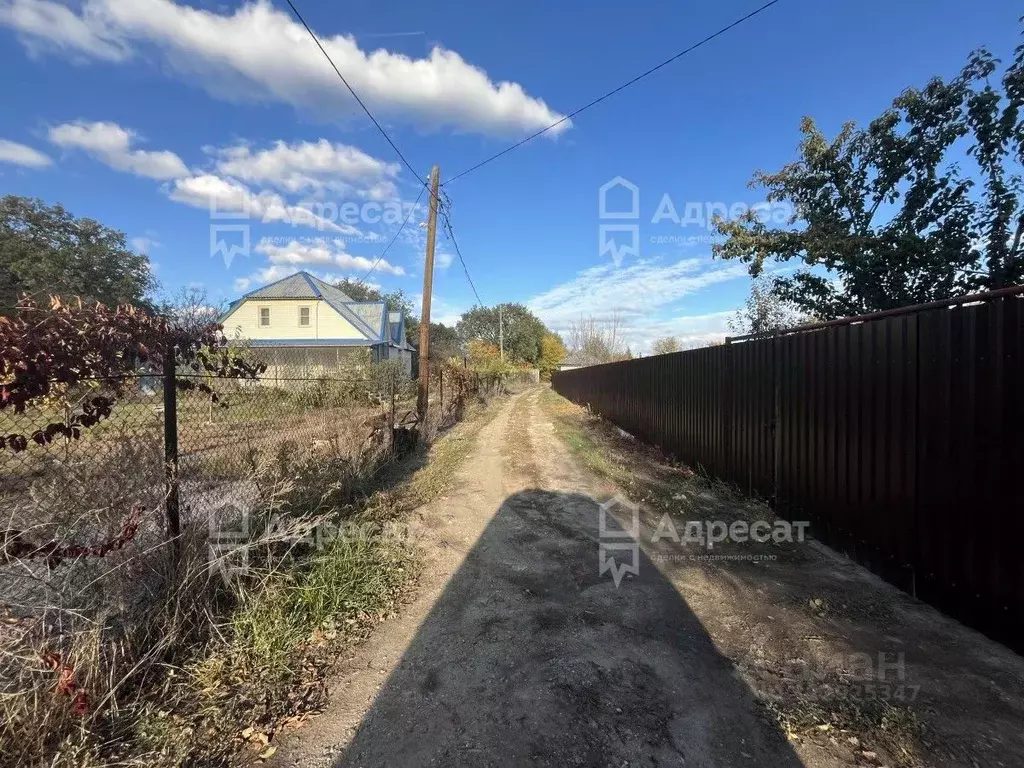 Участок в Волгоградская область, Среднеахтубинский район, Кировское ... - Фото 1
