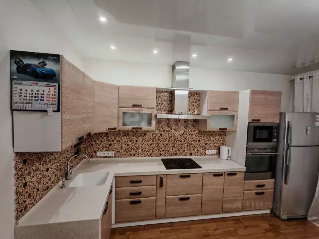 3-к кв. Новосибирская область, Новосибирск ул. Серафимовича, 26/1 ... - Фото 1