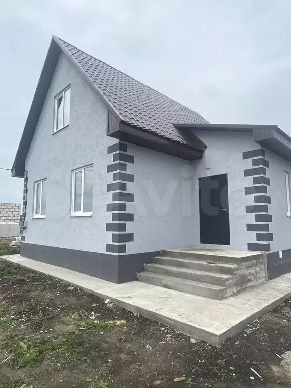 Дом 100 м на участке 10 сот. - Фото 0