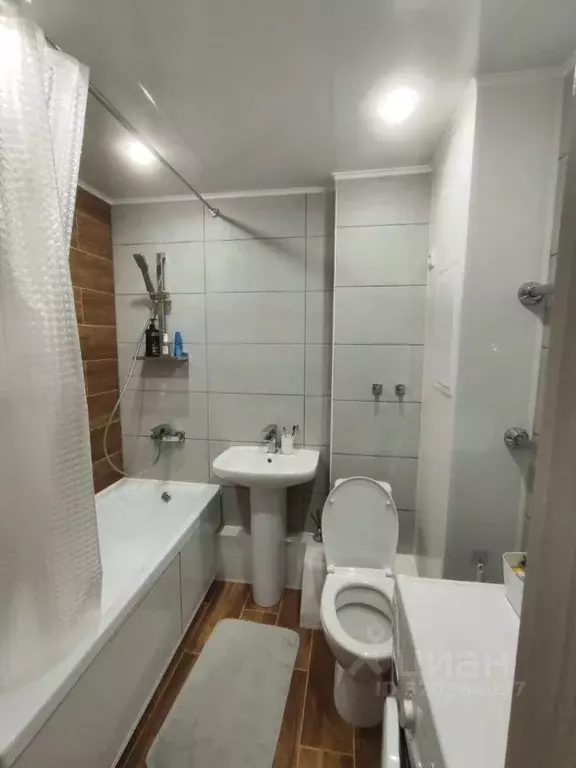 2-к кв. Татарстан, Нижнекамск ул. 30 лет Победы, 2/39 (43.8 м) - Фото 1