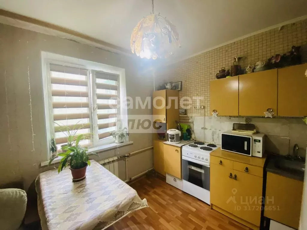 1-к кв. Курская область, Курск просп. Вячеслава Клыкова, 20 (37.3 м) - Фото 0