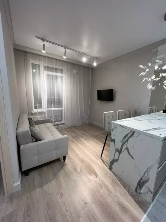 1-к кв. Санкт-Петербург пос. Парголово, ул. Брюлловская, 5с1 (34.6 м) - Фото 1