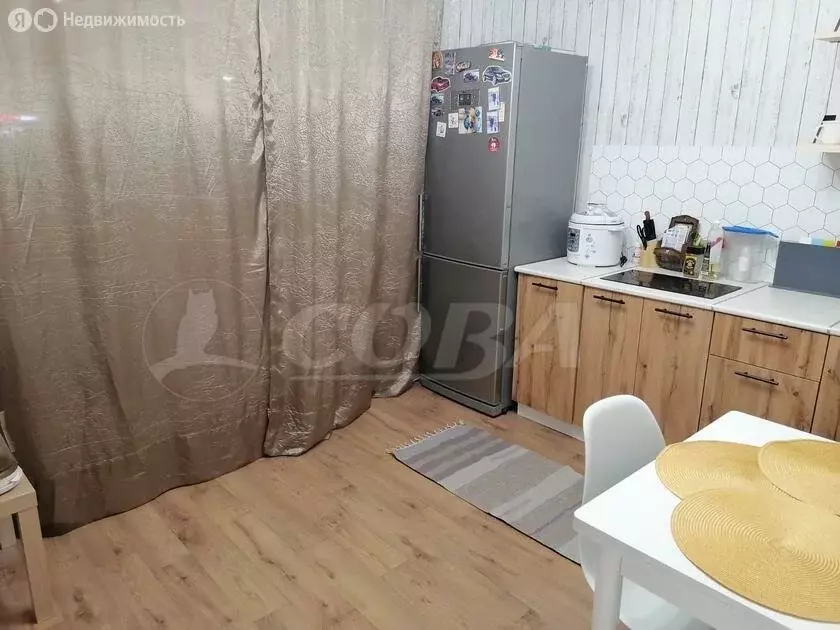 2-комнатная квартира: Тюмень, улица Федюнинского, 58к1 (58.7 м) - Фото 1