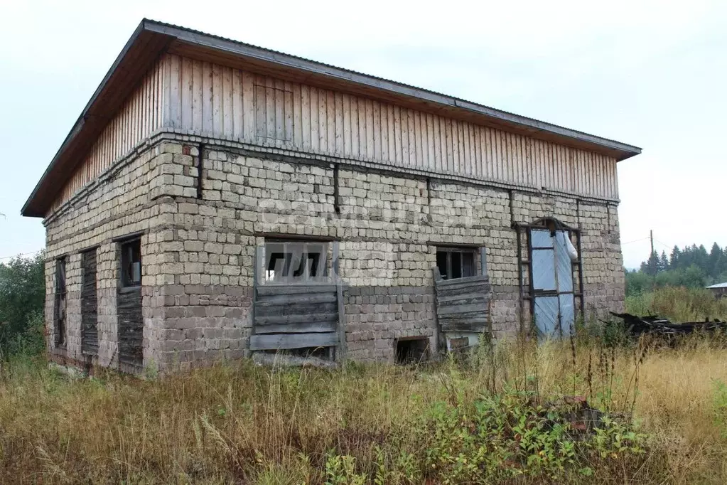 Производственное помещение в Свердловская область, Шаля пгт ул. ... - Фото 1