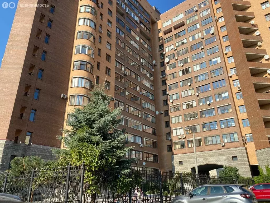 3-комнатная квартира: Санкт-Петербург, Бассейная улица, 10 (98 м) - Фото 1