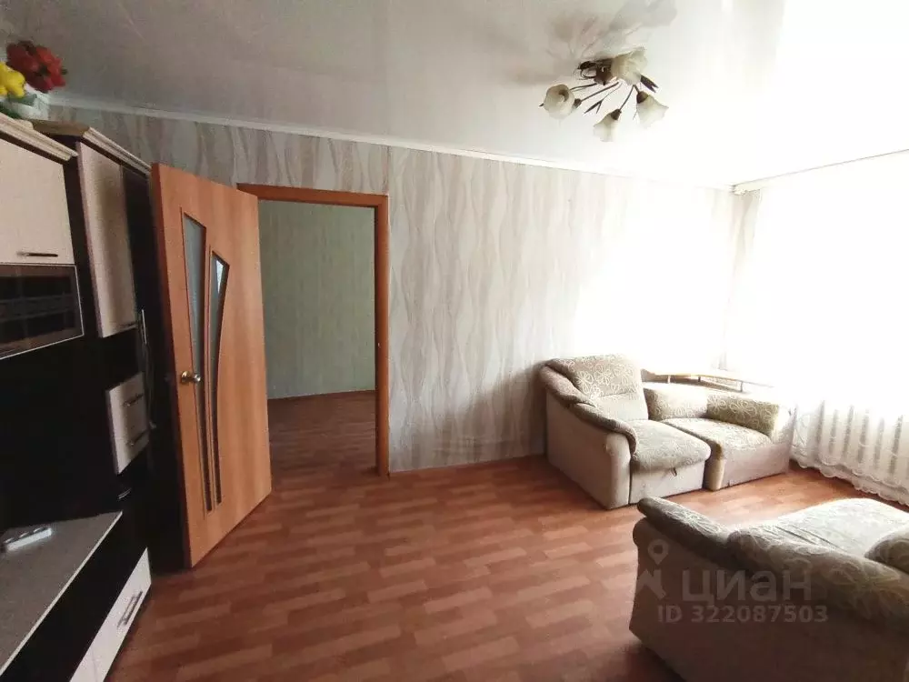 2-к кв. Омская область, Калачинск Орловский пер., 41 (42.0 м) - Фото 0