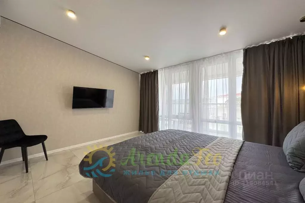 2-к кв. Крым, Феодосия наб. Черноморская, 1Д (40.0 м) - Фото 1