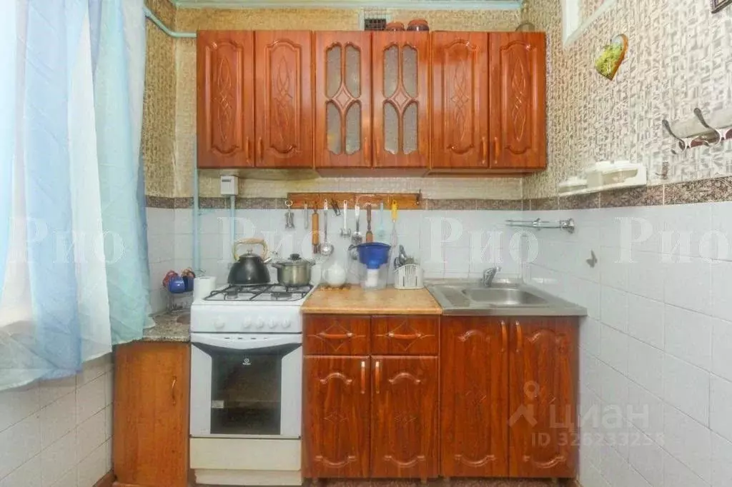 2-к кв. Омская область, Омск Семиреченская ул., 136 (48.4 м) - Фото 2