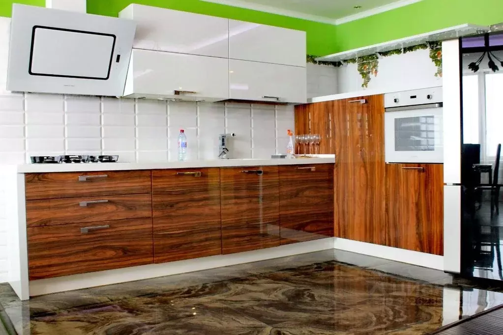 2-к кв. Саха (Якутия), Якутск ул. Чехова, 35 (105.7 м) - Фото 1