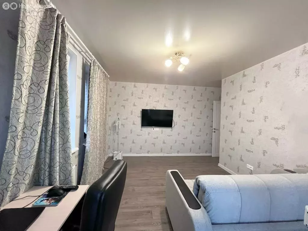 3-комнатная квартира: Новороссийск, улица Мурата Ахеджака, 16к2 (84.2 ... - Фото 1