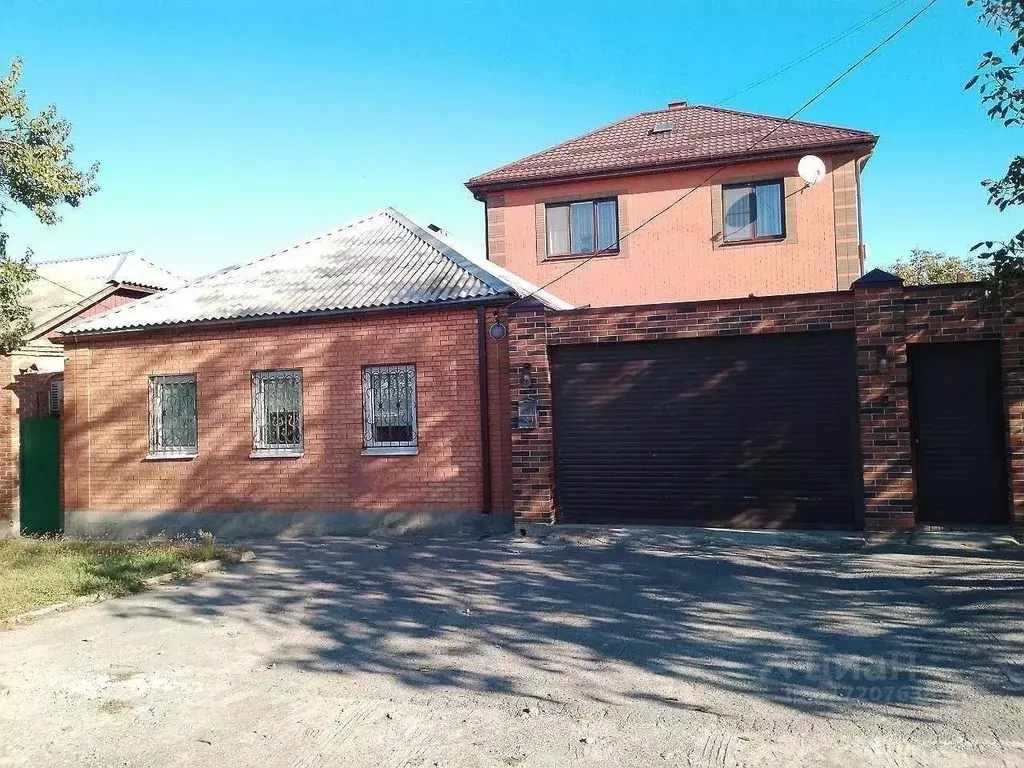 Дом в Ростовская область, Ростов-на-Дону Алтайская ул., 6 (170 м) - Фото 0