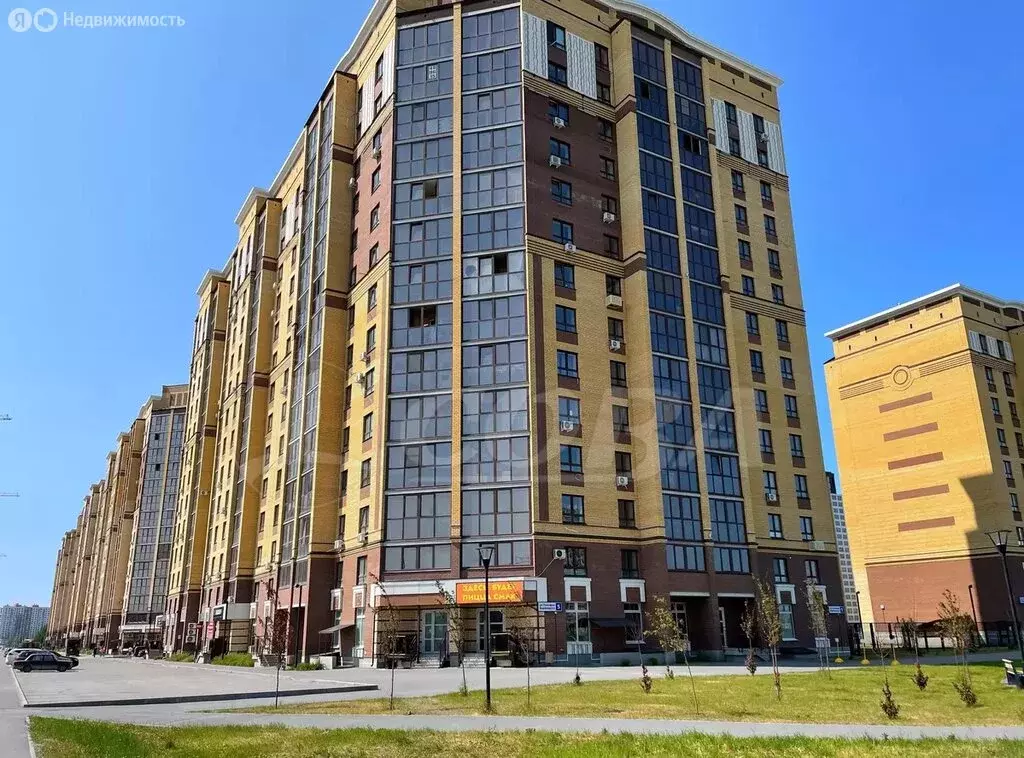 2-комнатная квартира: Тюмень, улица Тимофея Кармацкого, 5 (65.1 м) - Фото 0
