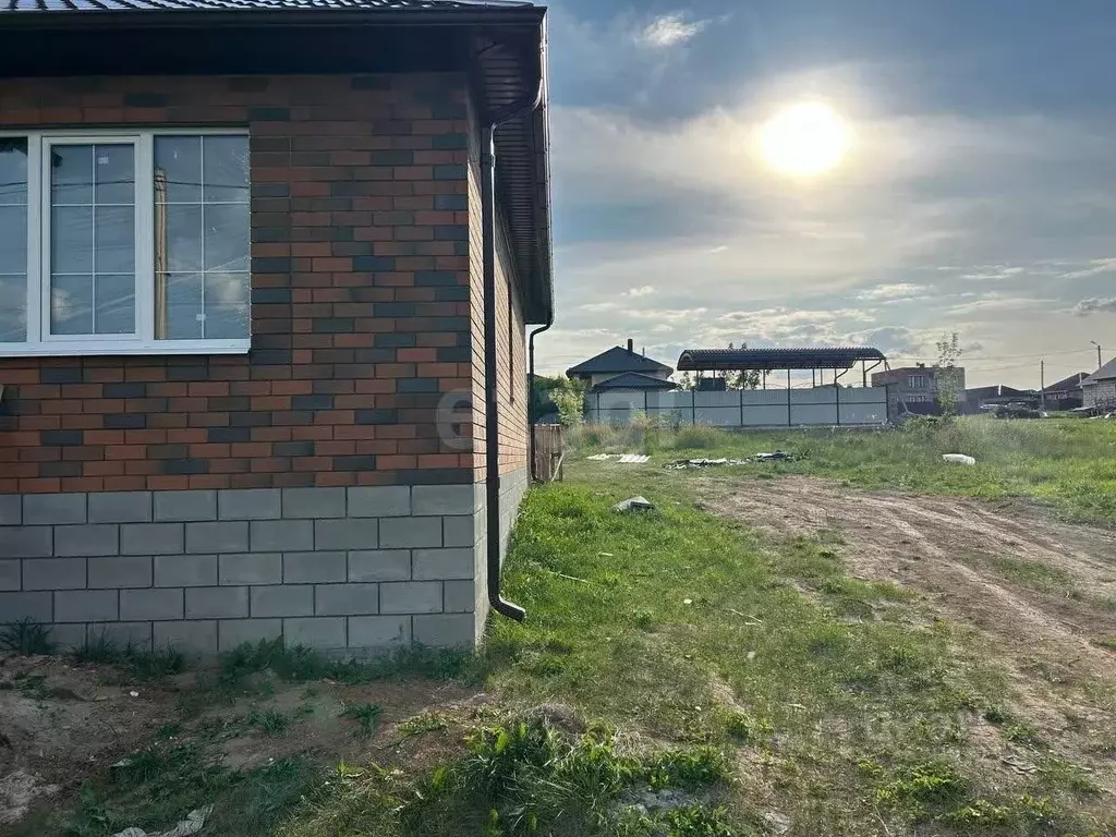 Дом в Белгородская область, Белгородский район, с. Стрелецкое 1 (110 ... - Фото 1