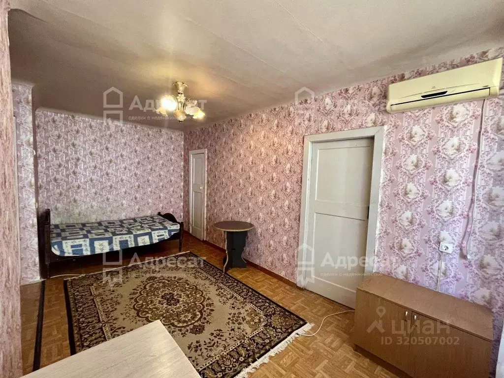 2-к кв. Волгоградская область, Волгоград Коммунистическая ул., 34 ... - Фото 1