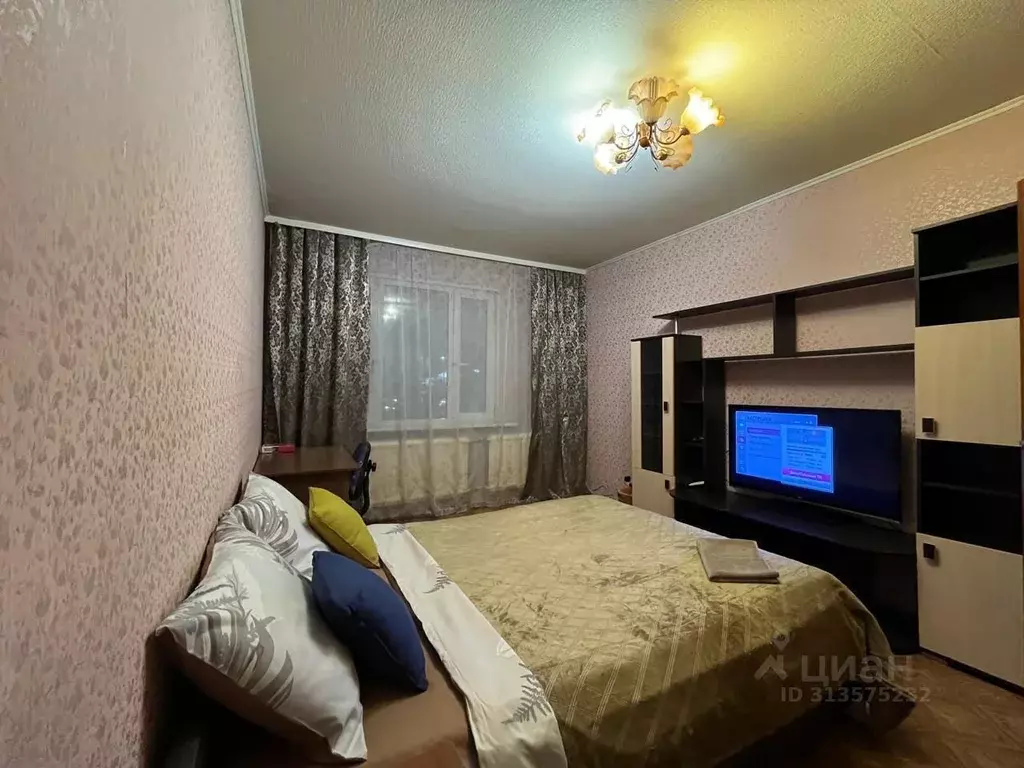 1-к кв. Ямало-Ненецкий АО, Новый Уренгой ул. 26-го съезда КПСС, 6А ... - Фото 1