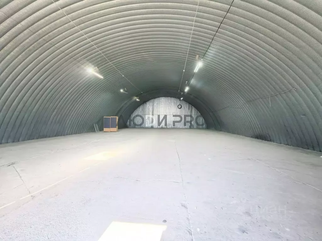 Помещение свободного назначения в Саратовская область, Саратов тракт ... - Фото 1