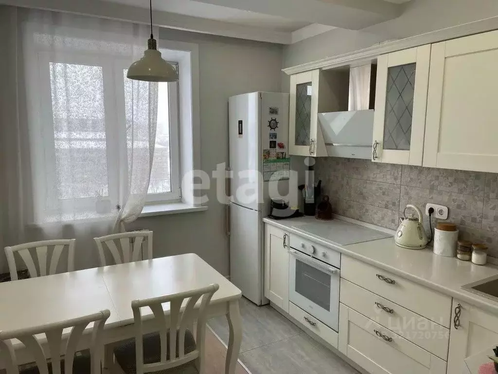 3-к кв. Бурятия, Улан-Удэ Ключевская ул., 29 (76.0 м) - Фото 0