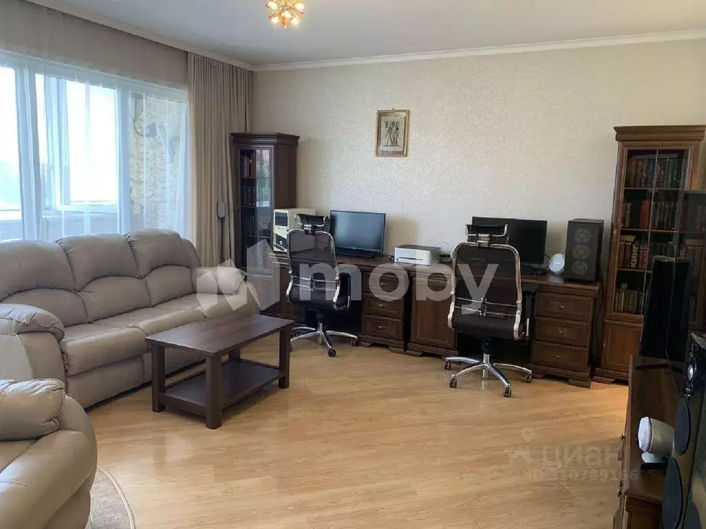3-к кв. Калининградская область, Калининград Ростовская ул., 7 (82.3 ... - Фото 1