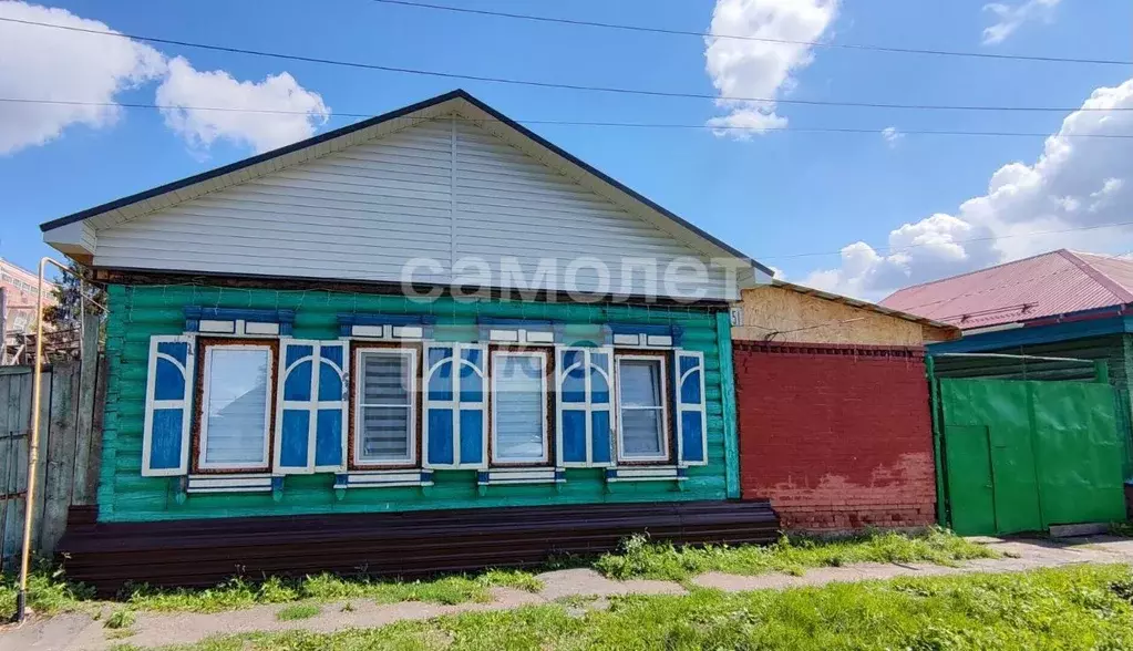 Дом в Омская область, Омск ул. 11-я Линия, 51 (150 м) - Фото 2