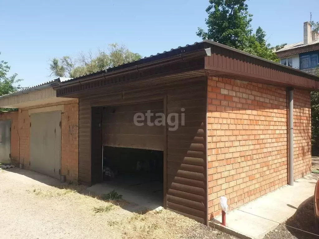 Гараж в Краснодарский край, Щербиновское с/пос, пос. Щербиновский ул. ... - Фото 2