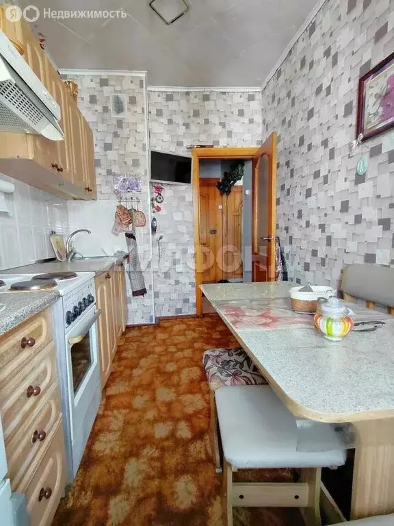 3-комнатная квартира: Кызыл, улица Калинина, 8 (62.8 м) - Фото 1