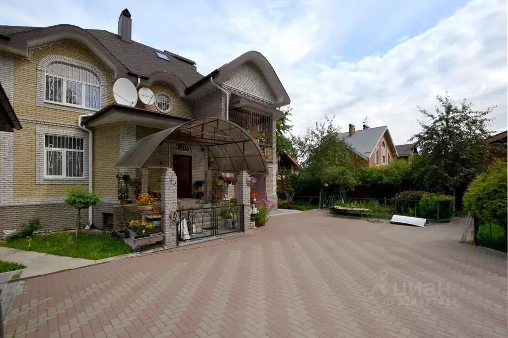 Коттедж в Ленинградская область, Кировский район, Павлово пгт Старое ... - Фото 1