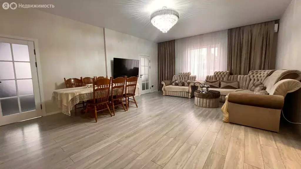 Дом в Курганинск, Набережная улица (100 м) - Фото 1