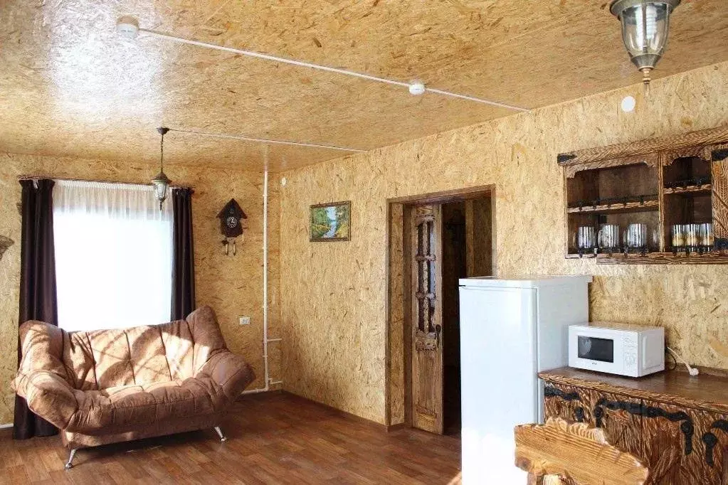 Дом в Ханты-Мансийский АО, Советский Аэропорт мкр,  (100 м) - Фото 2