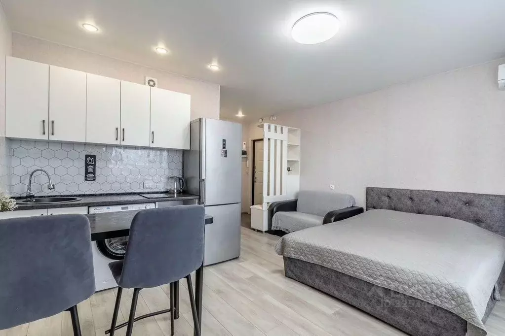 1-к кв. Курганская область, Курган Заозерный жилрайон, 5-й мкр, 35А ... - Фото 1