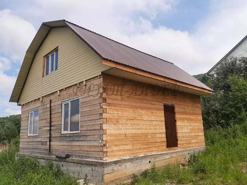 Дом в Алтай, Горно-Алтайск ул. Таштагольская (84 м) - Фото 1