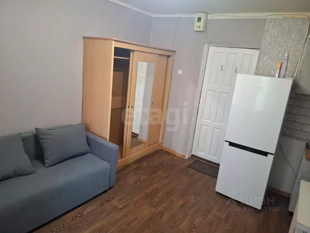 Комната Тюменская область, Тюмень ул. Котовского, 13 (13.2 м) - Фото 1