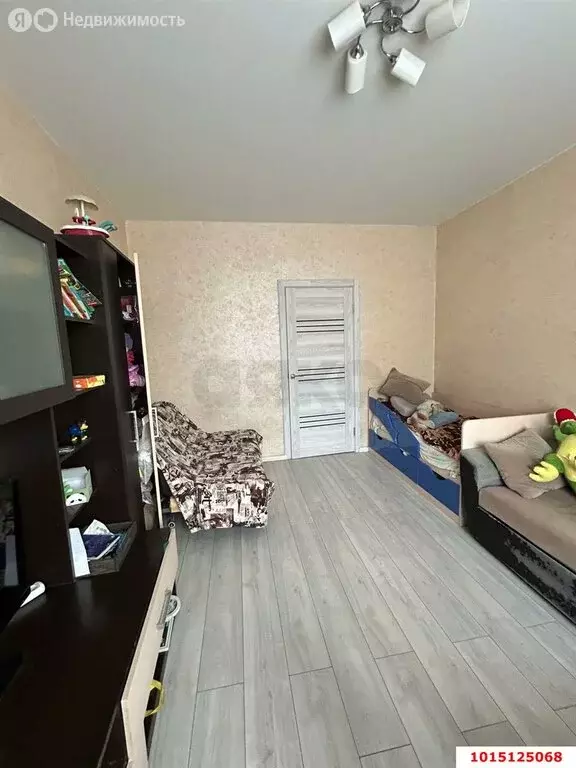 1-комнатная квартира: Краснодар, улица имени Ф.И. Шаляпина, 31А (37 м) - Фото 1