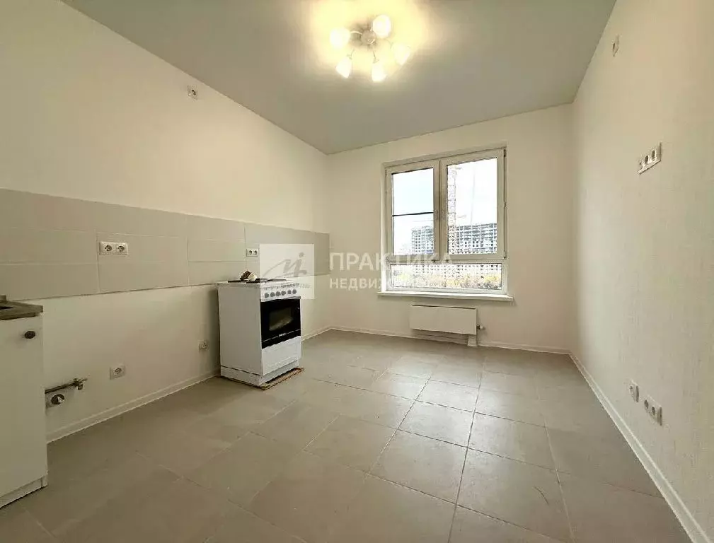 Продается 3-комнатная квартира - Фото 0