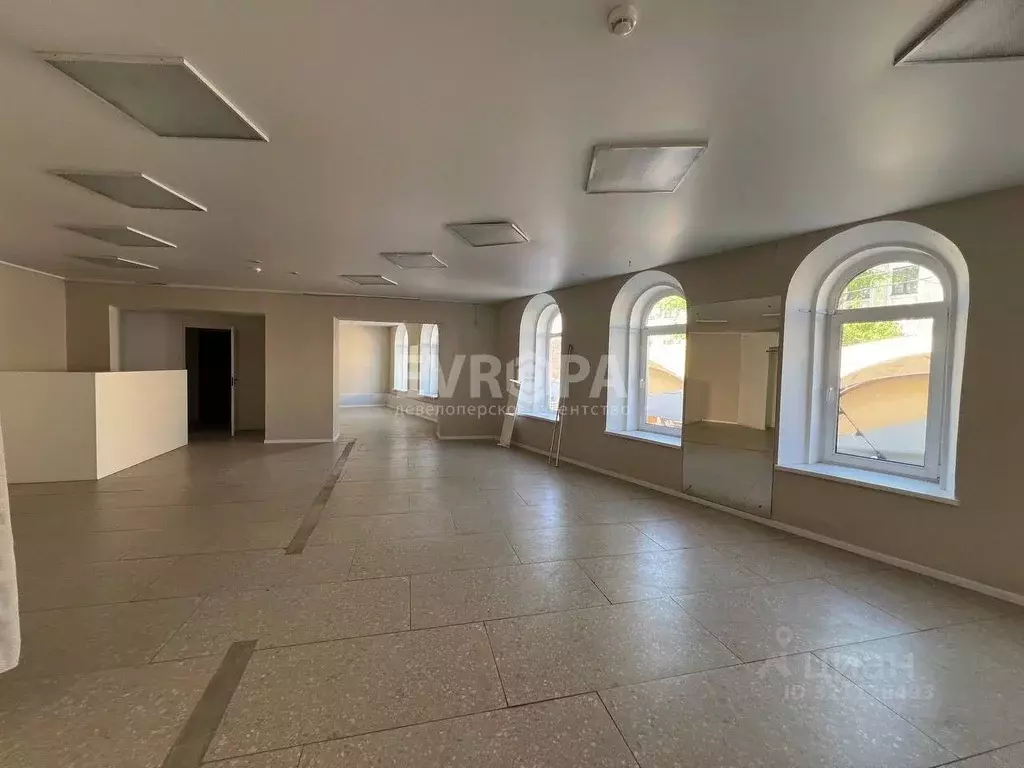 Торговая площадь в Ульяновская область, Ульяновск ул. Гончарова, ... - Фото 1