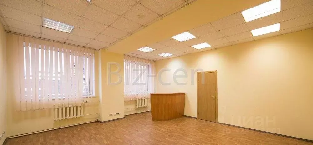 Офис в Санкт-Петербург просп. Стачек, 45к2 (18 м) - Фото 1
