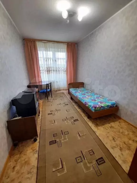 Комната 14 м в 3-к., 4/16 эт. - Фото 0
