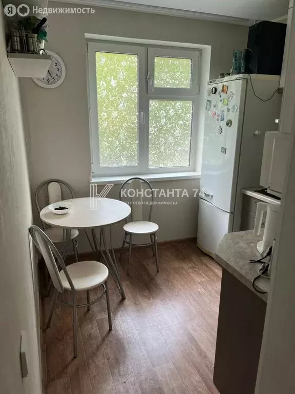 2-комнатная квартира: Челябинск, улица Клары Цеткин, 32 (45.2 м) - Фото 0