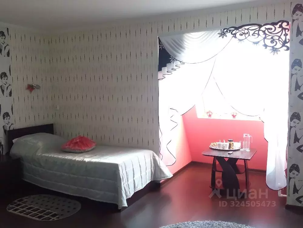 Комната Волгоградская область, Палласовка ул. Ушакова, 8 (15.0 м) - Фото 1