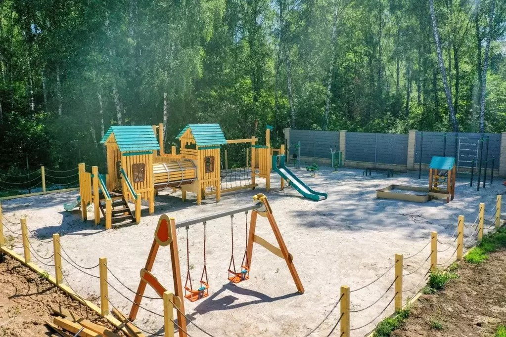 Участок в Московская область, Домодедово городской округ, д. Ивановка, ... - Фото 0