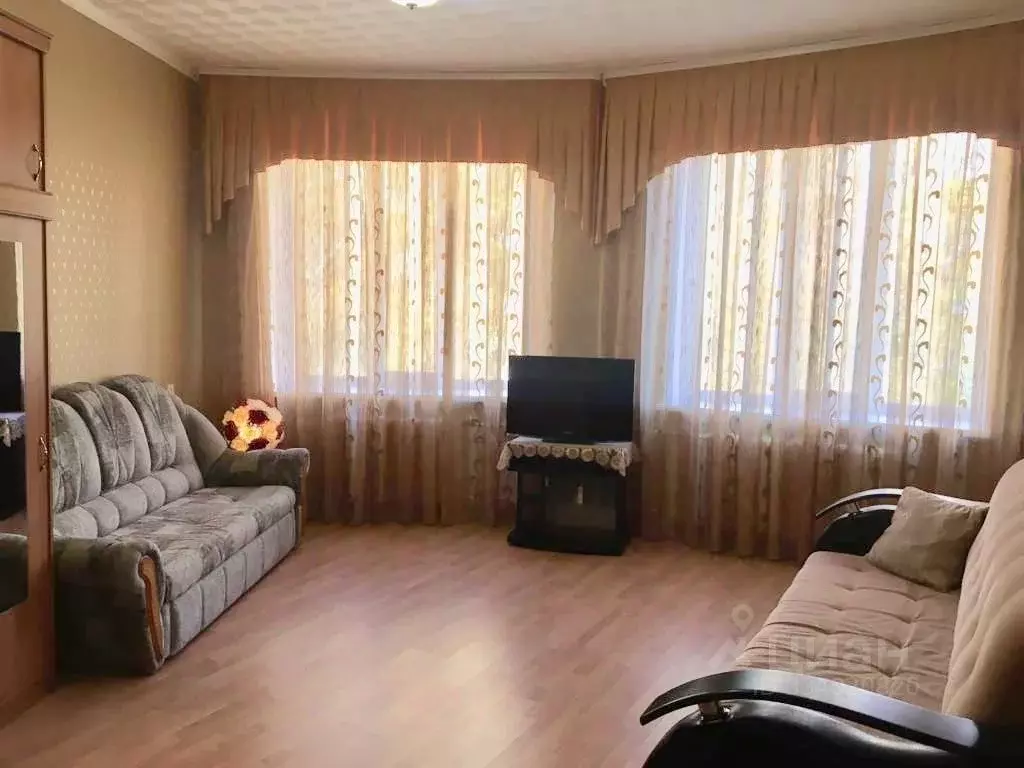 2-к кв. Башкортостан, Уфа ул. Левитана, 7 (65.0 м) - Фото 1