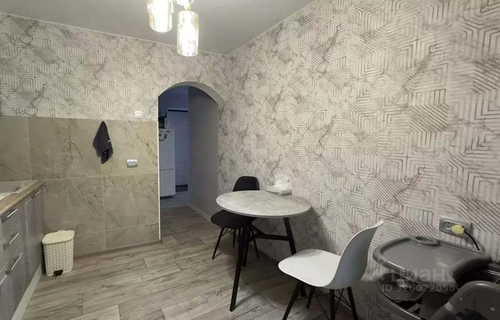 2-к кв. Крым, Армянск Имени Генерала Корявко мкр, 3 (47.5 м) - Фото 2