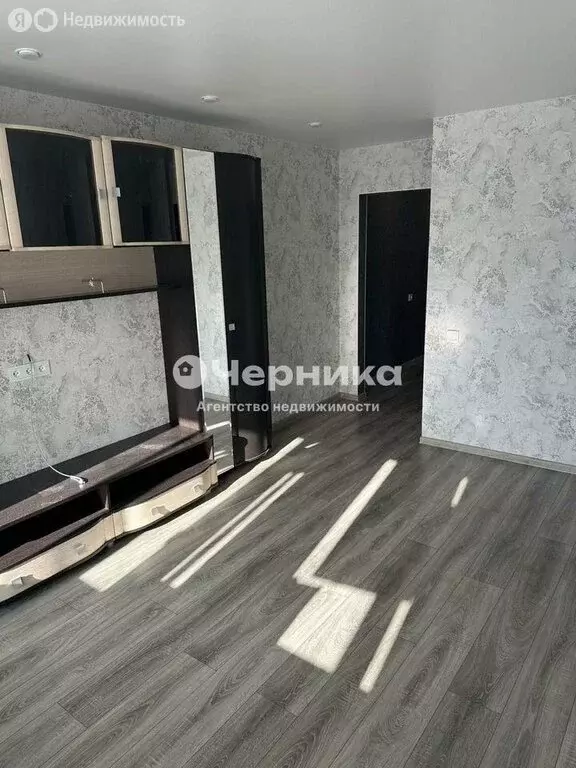 3-комнатная квартира: Новочеркасск, Молодёжная улица, 62 (52 м) - Фото 0