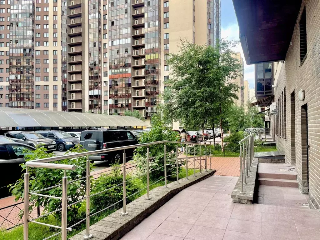 3-к кв. Ленинградская область, Мурино Всеволожский район, бул. ... - Фото 1
