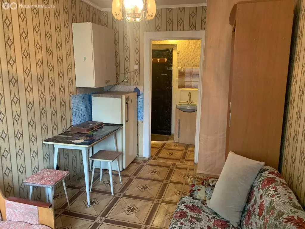 Квартира-студия: Красноярск, улица Александра Матросова, 28 (13.5 м) - Фото 2