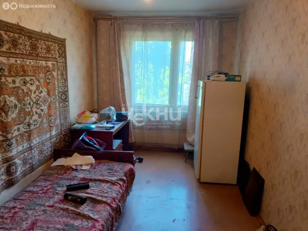 3-комнатная квартира: Нижний Новгород, проспект Бусыгина, 16 (63.6 м) - Фото 1