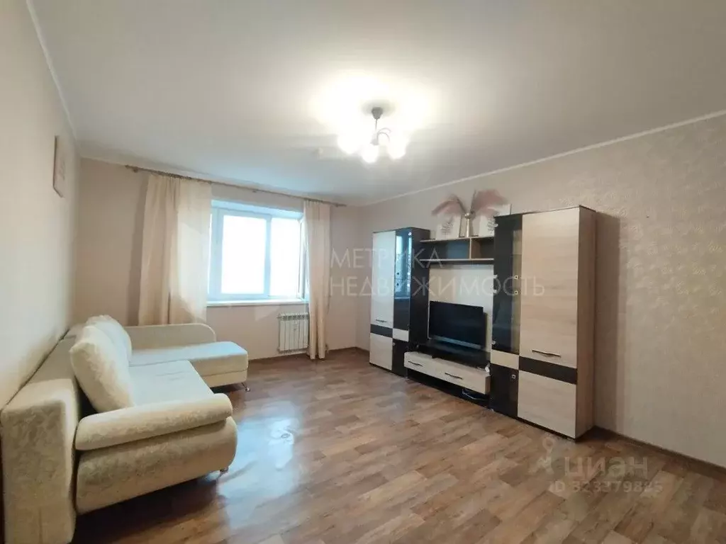 1-к кв. Тюменская область, Тюмень ул. Андрея Бушуева, 4к1 (42.5 м) - Фото 1