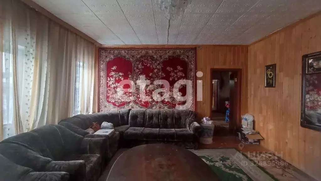 Дом в Красноярский край, Красноярск городской округ, пос. Минино ул. ... - Фото 1