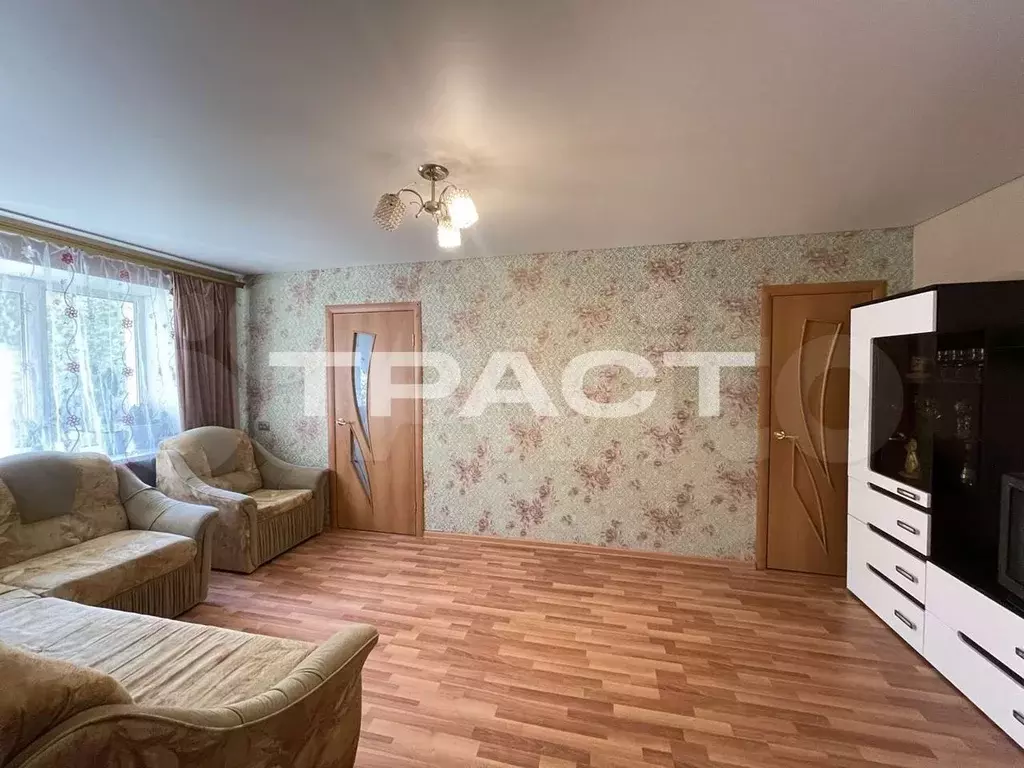 2-к. квартира, 43 м, 1/5 эт. - Фото 1